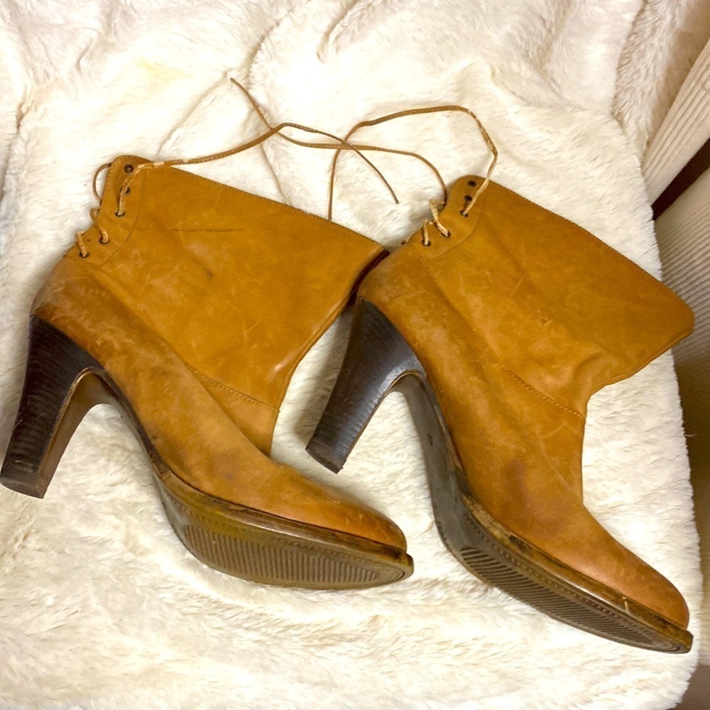 🌷 Vintage 🌷 100% Soft Leather Back Lace Up Heel Boots